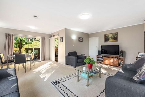 Photo of property in 203 Woodlands Park Road, Titirangi, Auckland, 0604