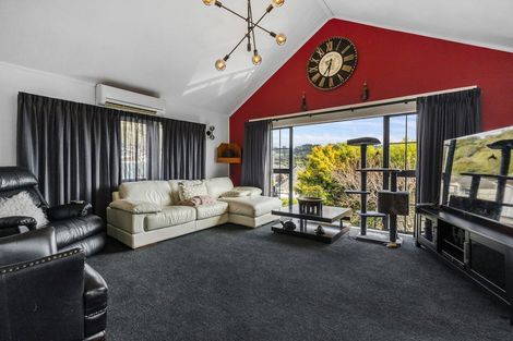 Photo of property in 3 Pilot Lane, Whitby, Porirua, 5024