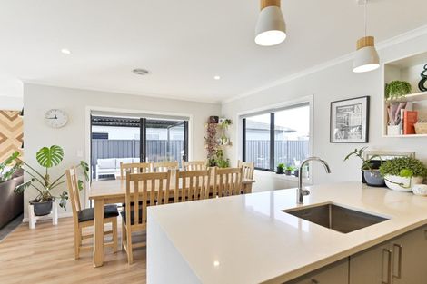 Photo of property in 5 Hikawera Drive, Frimley, Hastings, 4120