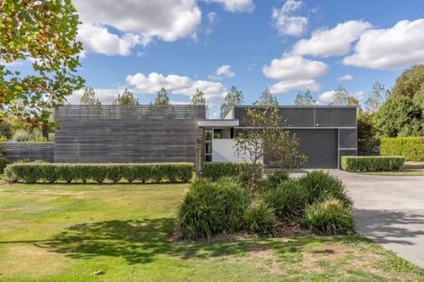 Photo of property in 3 Eagle Place, Martinborough, 5711