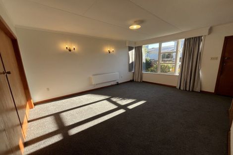 Photo of property in 17 Centennial Drive, Hokowhitu, Palmerston North, 4410