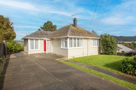 Photo of property in 5 Mitchell Grove, Ranui, Porirua, 5024