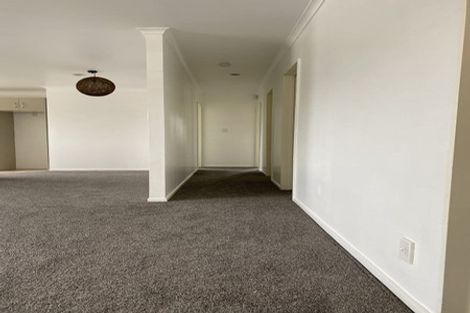 Photo of property in 227 Triangle Road, Massey, Auckland, 0614