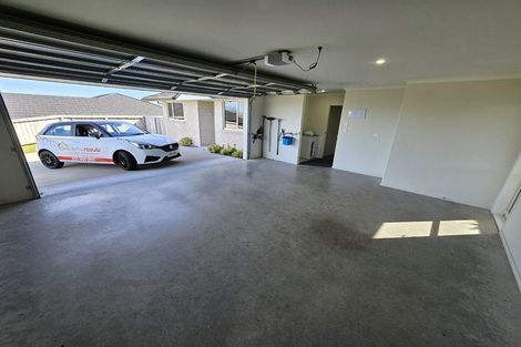 Photo of property in 298 Ballintoy Park Drive, Welcome Bay, Tauranga, 3175