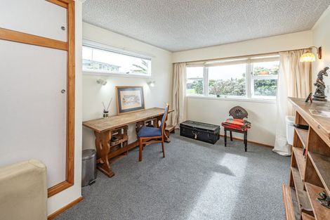 Photo of property in 8 Kapiti Terrace, Castlecliff, Whanganui, 4501