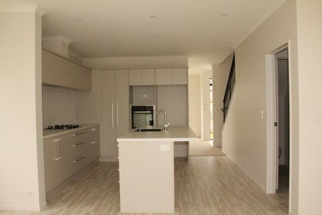 Photo of property in 92 Matairangi Avenue, Totara Heights, Auckland, 2105