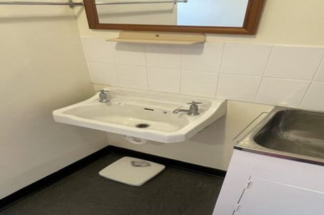 Photo of property in 20 Roxburgh Street, Mount Victoria, Wellington, 6011