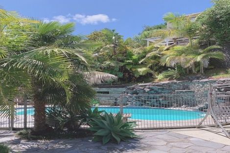 Photo of property in 5 Telephone Road, Birkenhead, Auckland, 0626