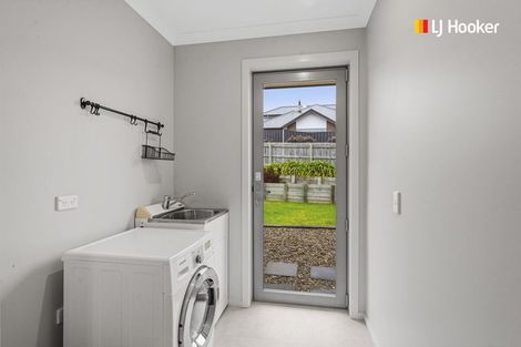 Photo of property in 79 Severn Street, Green Island, Dunedin, 9018