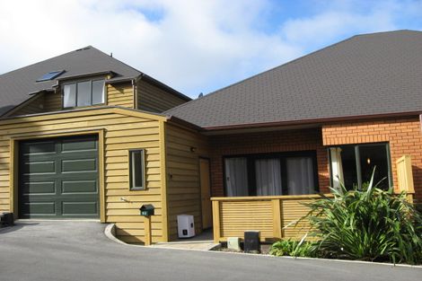 Photo of property in 52 Futuna Close, Karori, Wellington, 6012