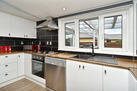 Photo of property in 19 Buckleys Road, Rangiora, 7400