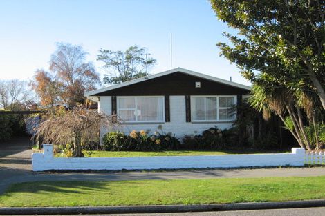 Photo of property in 6 Templetons Road, Hillmorton, Christchurch, 8025