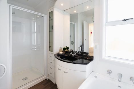 Photo of property in 32 Wills Street, Balaclava, Dunedin, 9011