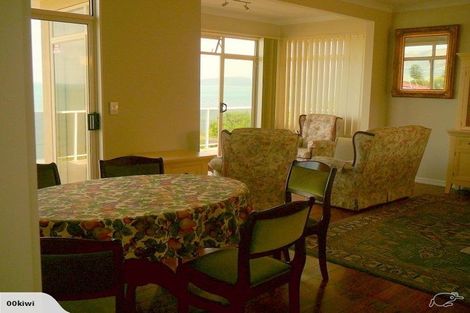 Photo of property in 19 The Crescent, Raumati South, Paraparaumu, 5032