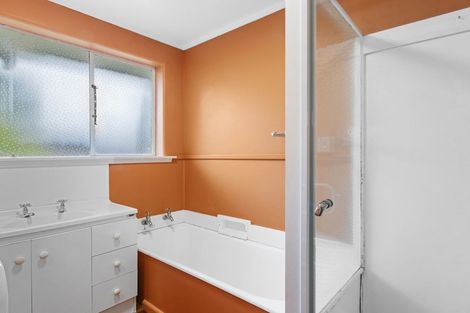 Photo of property in 1/10 Amos Place, Shirley, Christchurch, 8061