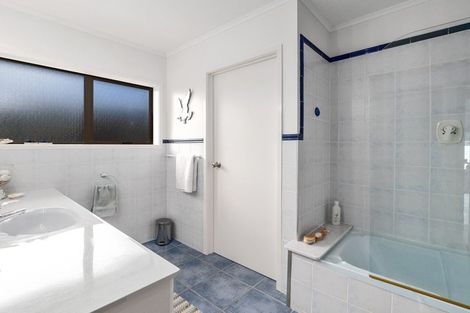 Photo of property in 45 North West Anchorage, Omaha, 0986