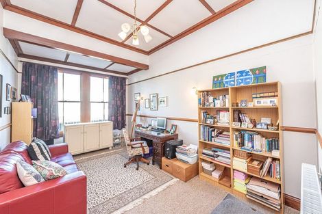 Photo of property in 5 Argyle Street, Whanganui, 4500