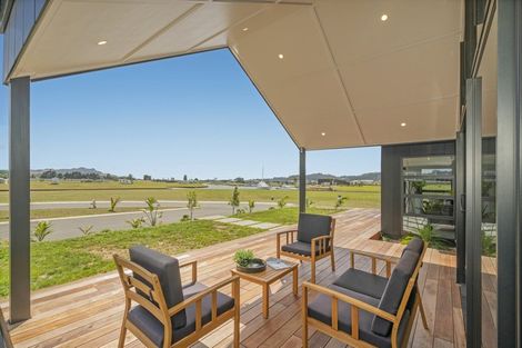 Photo of property in 9 Awatea Drive, Whitianga, 3510