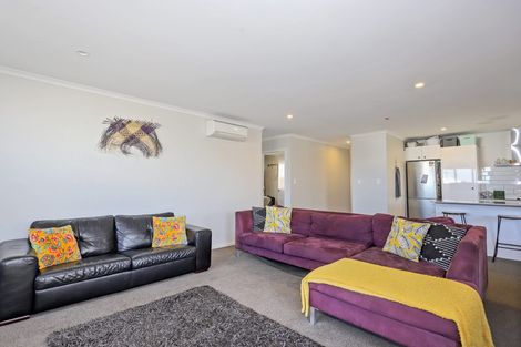 Photo of property in 17 Richardson Road, Omokoroa, 3114