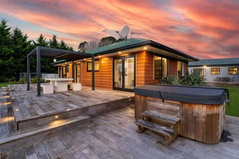 Photo of property in 65a Connollys Line, Carterton, 5713