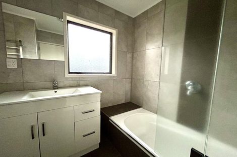 Photo of property in 15 Corlett Street, Utuhina, Rotorua, 3015