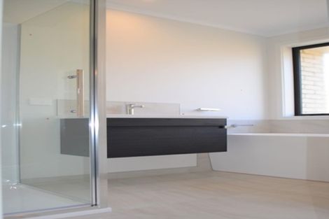 Photo of property in 8 Herring Place, Omokoroa, 3114