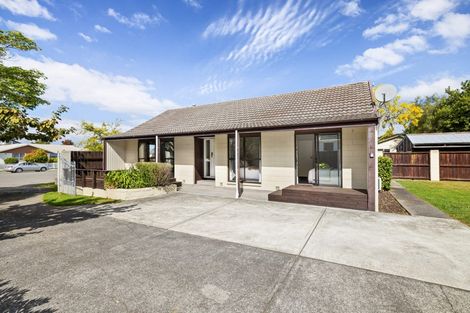 Photo of property in 5 Loreto Place, Hornby, Christchurch, 8042