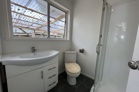 Photo of property in 32 Powrie Street, Glenfield, Auckland, 0629