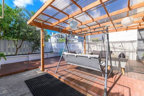Photo of property in 48e Arawa Street, New Lynn, Auckland, 0600