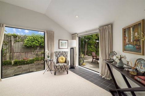 Photo of property in 199a Main North Road, Redwood, Christchurch, 8051