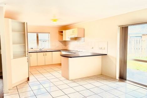 Photo of property in 15 Saybrook Place, Mangere, Auckland, 2022