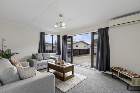 Photo of property in 104 Hewer Crescent, Naenae, Lower Hutt, 5011
