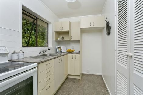 Photo of property in 2/149 Chivalry Road, Glenfield, Auckland, 0629