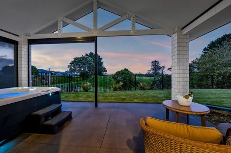 Photo of property in 129 Smart Road, Glen Avon, New Plymouth, 4372