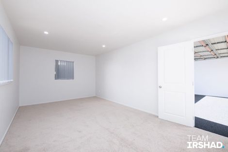 Photo of property in 176 Finlayson Avenue, Clendon Park, Auckland, 2103