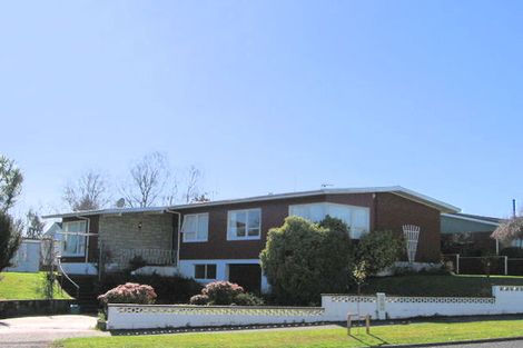 Photo of property in 21 Chedworth Avenue, Chedworth, Hamilton, 3210