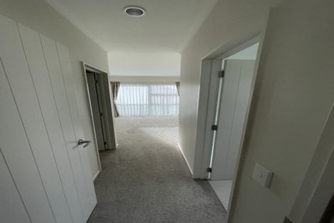 Photo of property in 35 Kuhanui Drive, Karaka, Papakura, 2113
