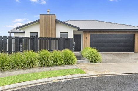 Photo of property in 9a Desmond Place, Bell Block, New Plymouth, 4312