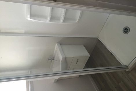 Photo of property in 104 Main North Road, Papanui, Christchurch, 8052