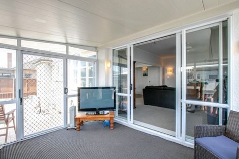Photo of property in 85 Latham Street, Marewa, Napier, 4110