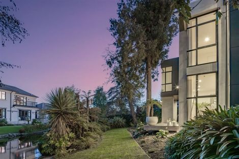 Photo of property in 100 Glandovey Road, Fendalton, Christchurch, 8052