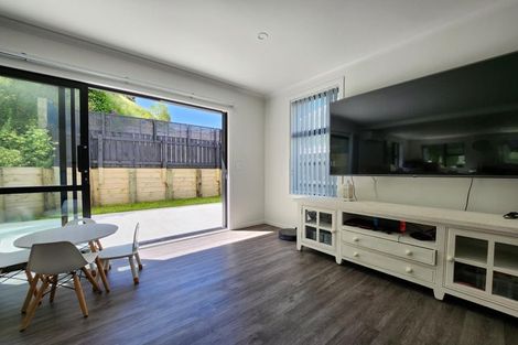 Photo of property in 7 Old Coach Road, Johnsonville, Wellington, 6037