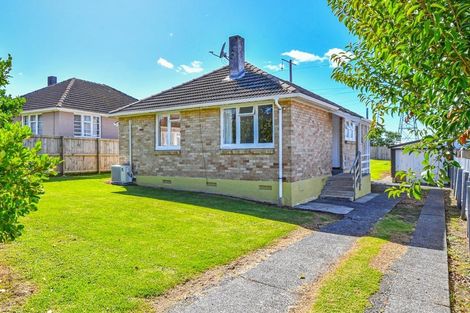 Photo of property in 25 Te Wheoro Street, Meremere, Mercer, 2474