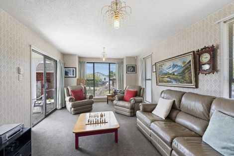 Photo of property in 1/23 Resolution Place, Bryndwr, Christchurch, 8053