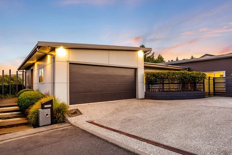 Photo of property in 136 Endeavour Drive, Whitby, Porirua, 5024