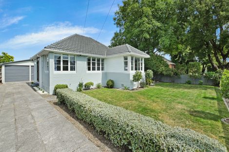 Photo of property in 3 Bateman Avenue, Bryndwr, Christchurch, 8053