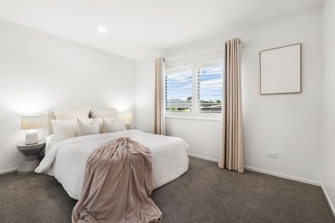 Photo of property in 94 Pohutukawa Parade, Riverhead, 0820
