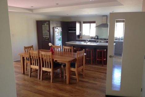 Photo of property in 9 Gillatt Gardens, Halswell, Christchurch, 8025