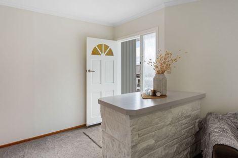 Photo of property in 6 Lindale Grove, Waikanae Beach, Waikanae, 5036