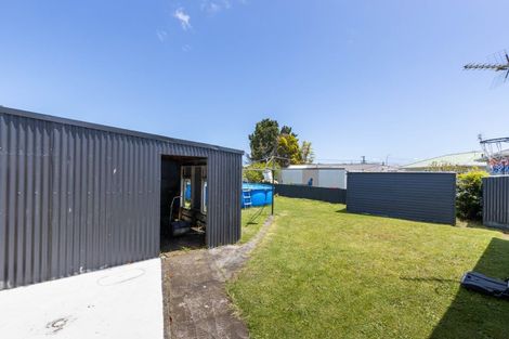 Photo of property in 7 Watene Crescent, Waitara, 4320